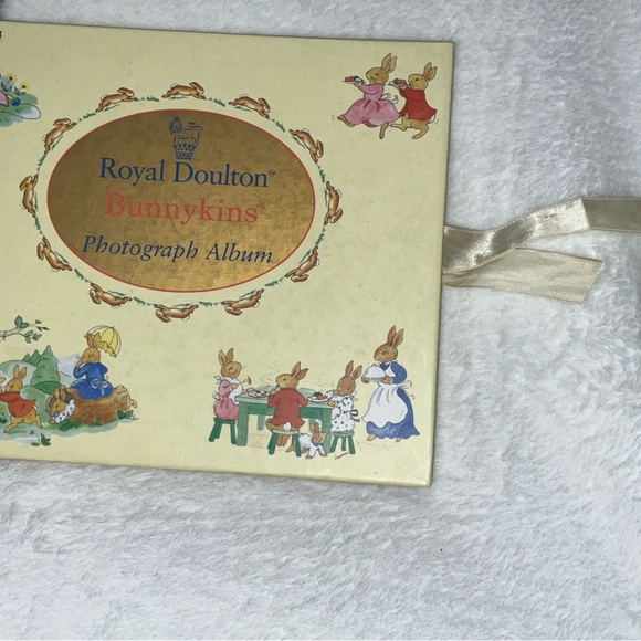 ROYAL DOULTON BUNNYKINS PHOTOGRAPH ALBUM 1998 NEW NEVER USED - Picture 2 of 16